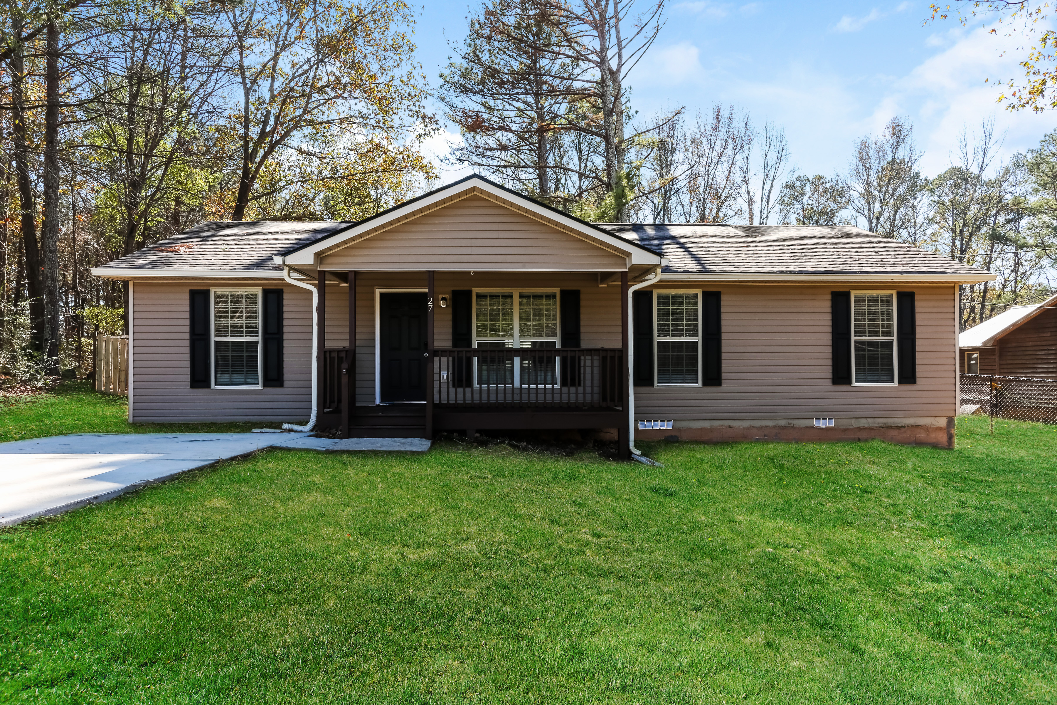 27 Jacobs Dr NW Cartersville, GA 30120